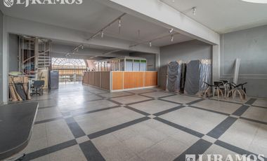 Local en  Lomas de Zamora