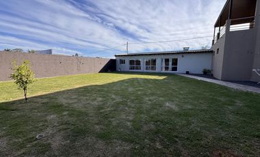 Casa 4 Dormitorios en Colón Entre Ríos