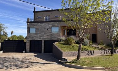 Casa 4 Dormitorios en Colón Entre Ríos