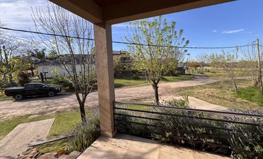 Casa 4 Dormitorios en Colón Entre Ríos
