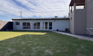 Casa 4 Dormitorios en Colón Entre Ríos