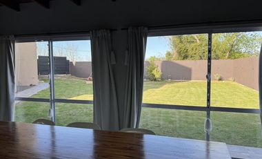 Casa 4 Dormitorios en Colón Entre Ríos