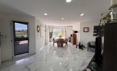 Casa 4 Dormitorios en Colón Entre Ríos