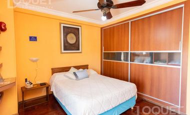 Semipiso de 3 dormitorios y cochera sobre Boulevard Gálvez