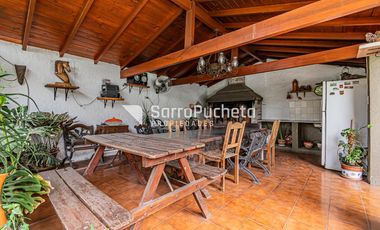 Venta Casa 6 ambientes con parque y piscina en Ramos Mejía Sur.