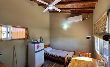 Casa con Depto y piscina Barrio San Juan I