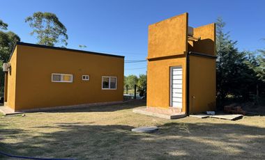 Casa con Depto y piscina Barrio San Juan I