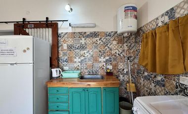 Casa con Depto y piscina Barrio San Juan I