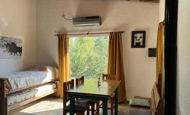 Casa con Depto y piscina Barrio San Juan I