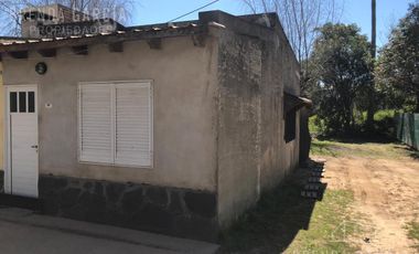 Casa en Planta Baja con 2 Dormitorios - Colon