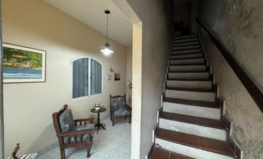 Venta Casa Santa Fe - cercana a Av. General Paz