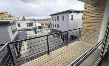 VENTA Departamento 42,15m2 deck   cochera El mercado Villa la Angostura