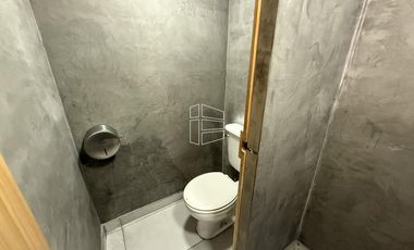 Venta - Local Comercial con ubicación estratégica en el centro de Neuquén - L025