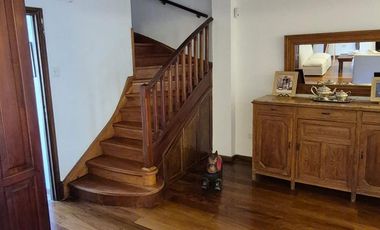 Casa en Acas.-B.Parque Aguirre