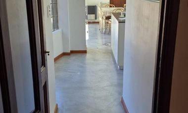 Casa en Acas.-B.Parque Aguirre