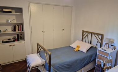 Casa en Acas.-B.Parque Aguirre