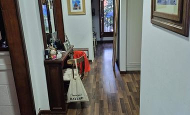 Casa en Acas.-B.Parque Aguirre