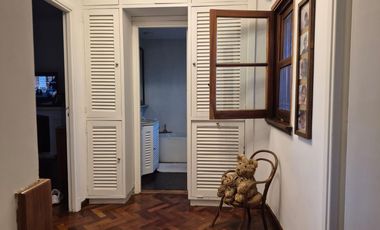 Casa en Acas.-B.Parque Aguirre