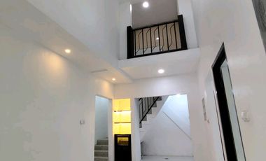 Disewakan Rumah Cantik Lokasi Pondok Jati dekat Toll Sidoarjo