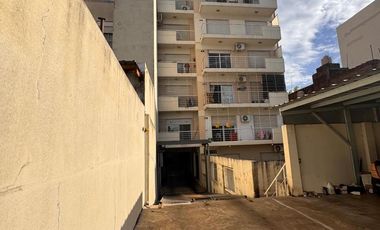 VENTA: Cochera en Tucumán 3500 , Luis Agote, Rosario