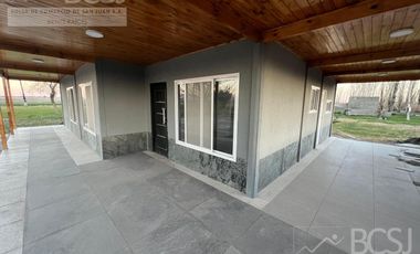Finca en Rawson