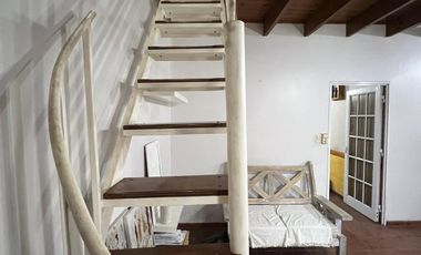 Venta PH 3 ambientes con patio en Wilde