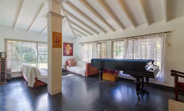 Venta casa Don Torcuato 5 ambientes con pileta