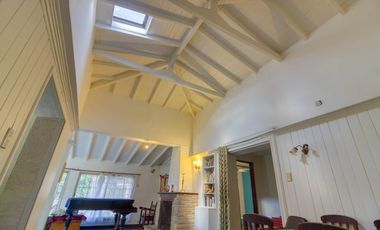 Venta casa Don Torcuato 5 ambientes con pileta