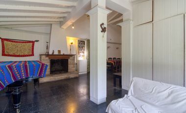 Venta casa Don Torcuato 5 ambientes con pileta