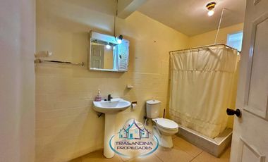 CASA Habitacional con 2 Locales Comerciales – Zona Central