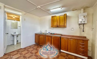 CASA Habitacional con 2 Locales Comerciales – Zona Central