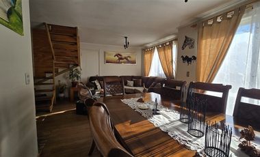 Casa en Venta en Altos de Puerto Varas