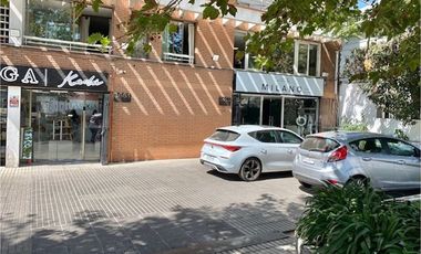 Arriendo Local Vitacura segundo piso