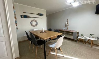 Departamento en Venta en Av. Aeropuerto Edif. Jardin de la Rada 2875