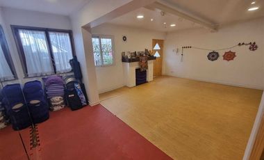 Local Comercial en Arriendo en José Domingo Cañas - Campo de Deportes