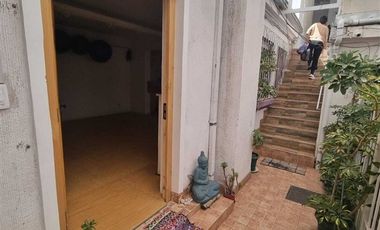 Local Comercial en Arriendo en José Domingo Cañas - Campo de Deportes