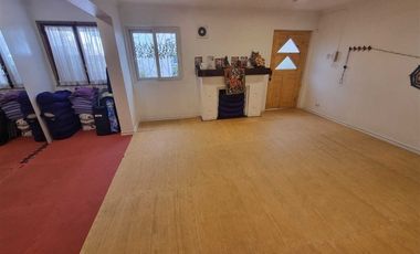 Local Comercial en Arriendo en José Domingo Cañas - Campo de Deportes