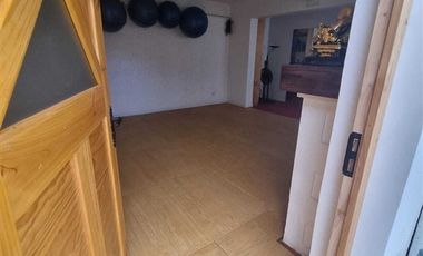 Local Comercial en Arriendo en José Domingo Cañas - Campo de Deportes