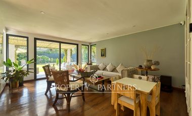 Preciosa casa remodelada en la Dehesa central.