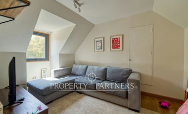 Preciosa casa remodelada en la Dehesa central.