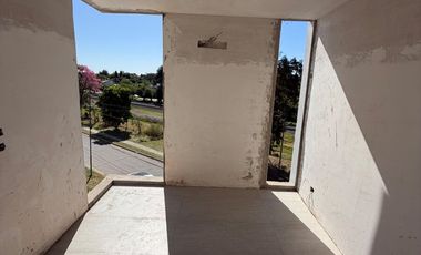Venta de departamento  2 ambientes- A estrenar-Adolfo Sourdeaux