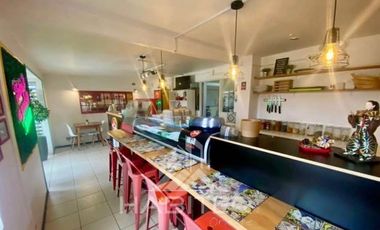 Casa en Venta en Frente a Santa Isabel