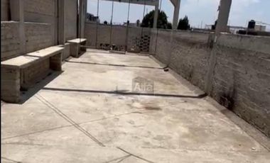 Casa sola en venta en Ejército del Trabajo, Chicoloapan, México.