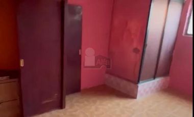 Casa sola en venta en Ejército del Trabajo, Chicoloapan, México.