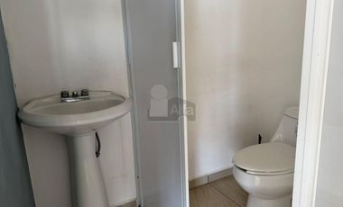 Local comercial en renta en Milenio 3a. Sección, Querétaro, Querétaro
