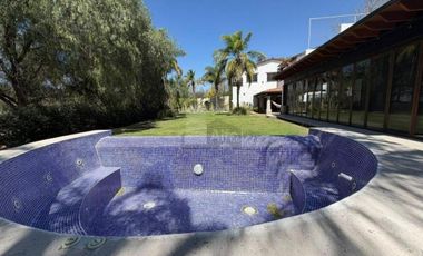 Casa en condominio en renta en Balvanera Polo y Country Club, Corregidora, Querétaro