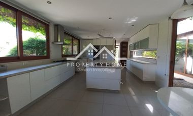 EXCELENTE CASA MEDITERRÁNEA Y PRECIOSO PAISAJISMO LAS BRISAS