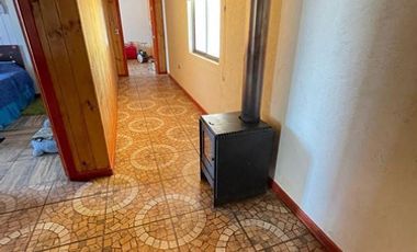 CASA EN VENTA DE 5 DORM. EN MAULE