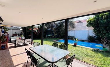 CASA EN VENTA 4D 3B PISCINA Y TERRAZA
