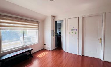 CASA EN VENTA 4D 3B PISCINA Y TERRAZA